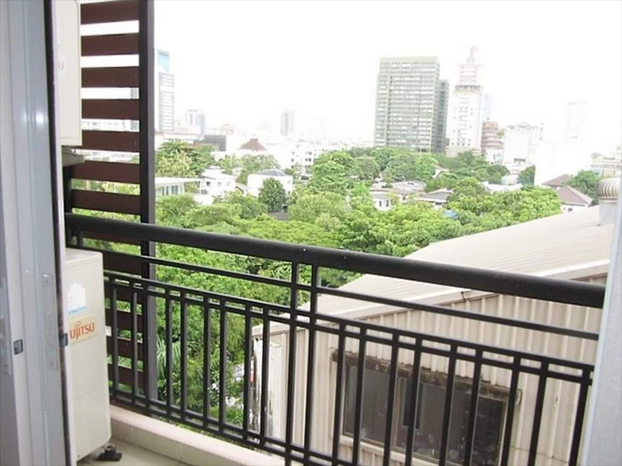 Khách sạn D Varee Montara Thonglor 25 3*